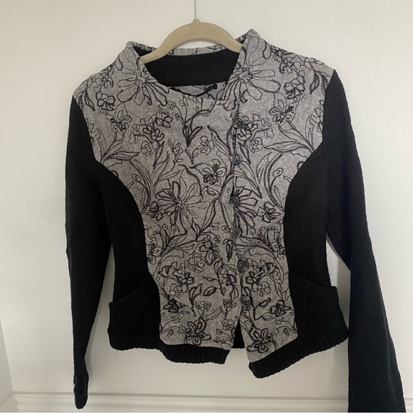 ANTHROPOLOGIE Knitted + Knotted Embroidered Sweater Bomber Jacket Sz XS - Picture 3 of 8
